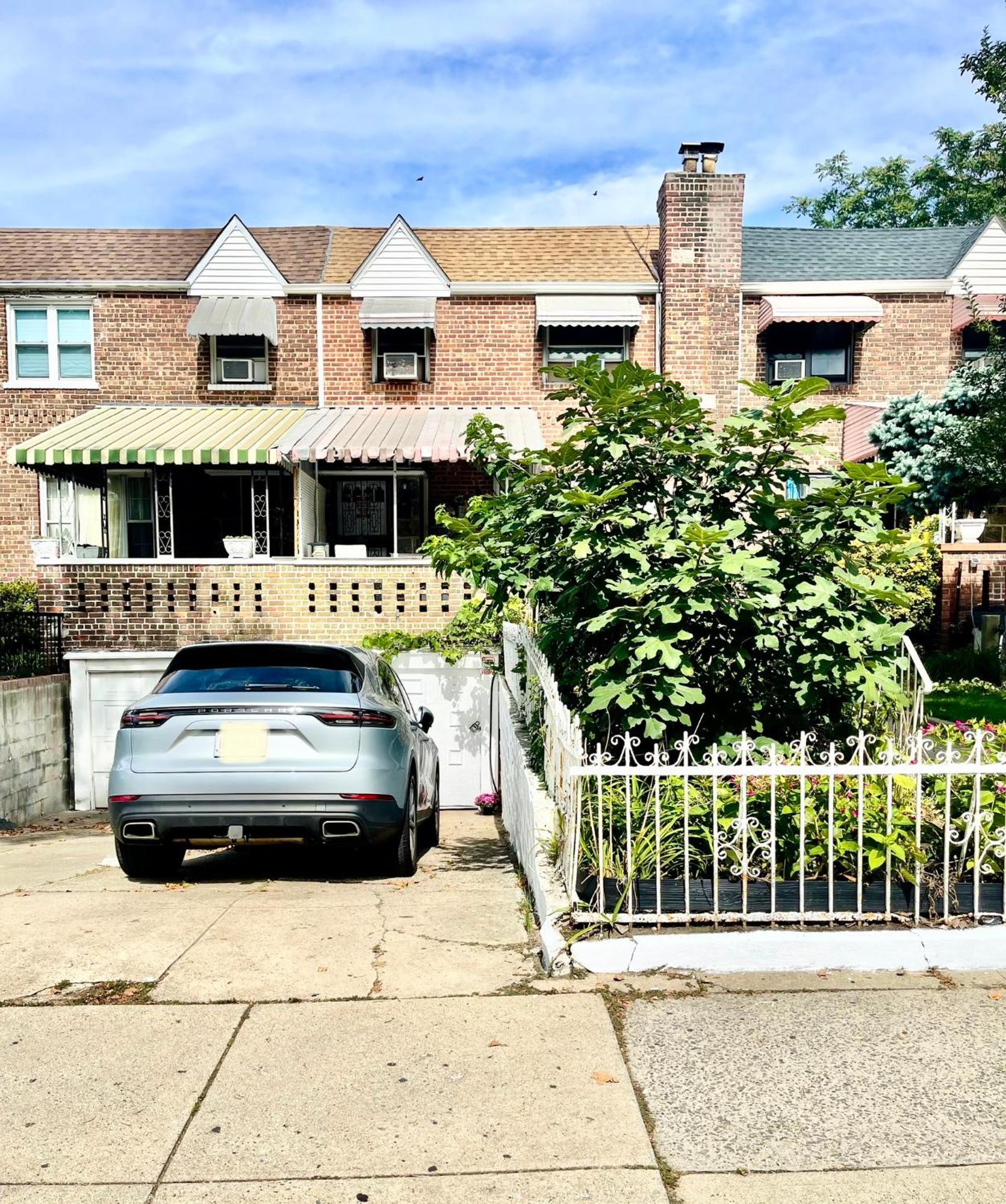 Lga Airport Near, Walk In Bsmt In A Private House! Apartamento *